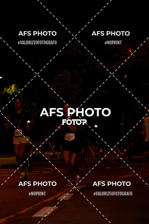 Acquista le foto dell'eventoNeon Night Run 2019 - Belo Horizonte in Fotop