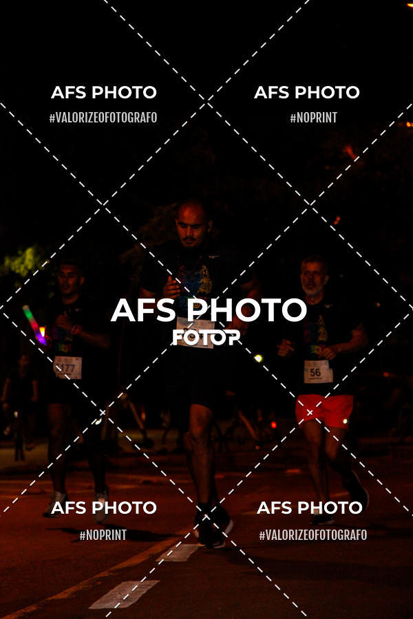 Acquista le foto dell'eventoNeon Night Run 2019 - Belo Horizonte in Fotop