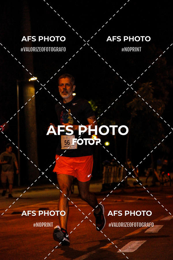 Acquista le foto dell'eventoNeon Night Run 2019 - Belo Horizonte in Fotop