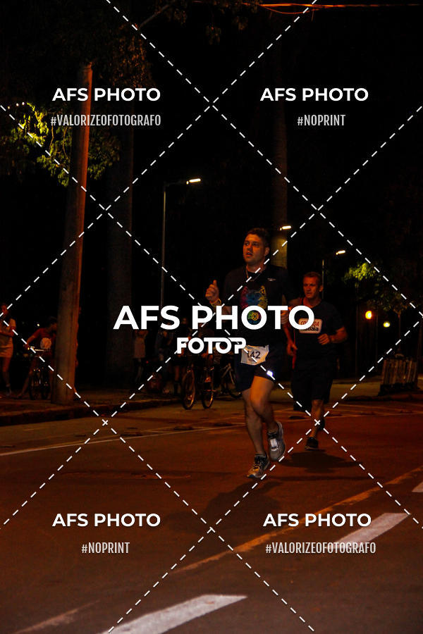 Acquista le foto dell'eventoNeon Night Run 2019 - Belo Horizonte in Fotop