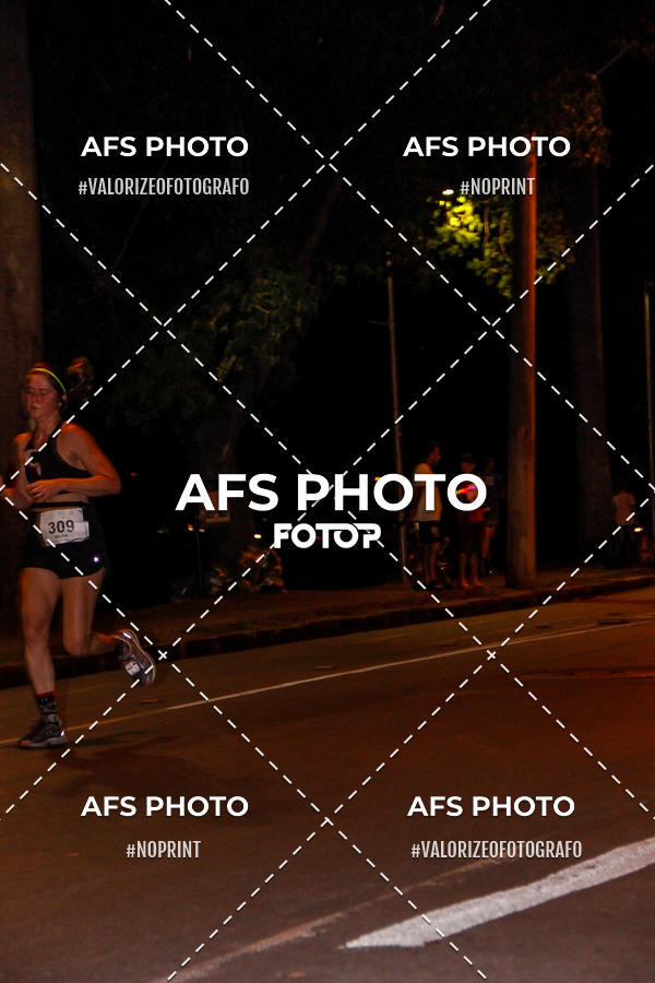 Buy your photos of the eventNeon Night Run 2019 - Belo Horizonte on Fotop