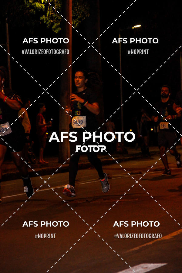 Buy your photos of the eventNeon Night Run 2019 - Belo Horizonte on Fotop