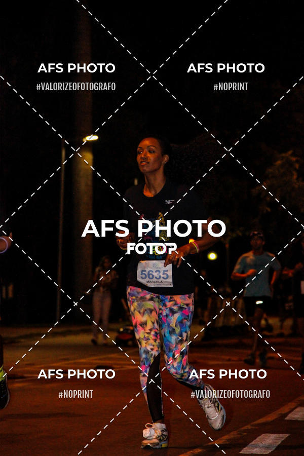 Compra tus fotos del eventoNeon Night Run 2019 - Belo Horizonte En Fotop