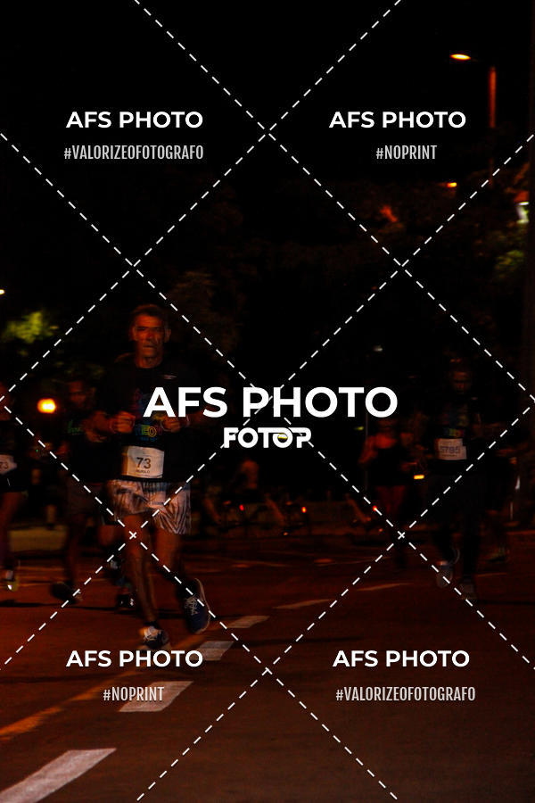 Compra tus fotos del eventoNeon Night Run 2019 - Belo Horizonte En Fotop