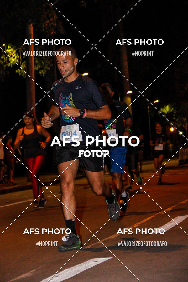Acquista le foto dell'eventoNeon Night Run 2019 - Belo Horizonte in Fotop