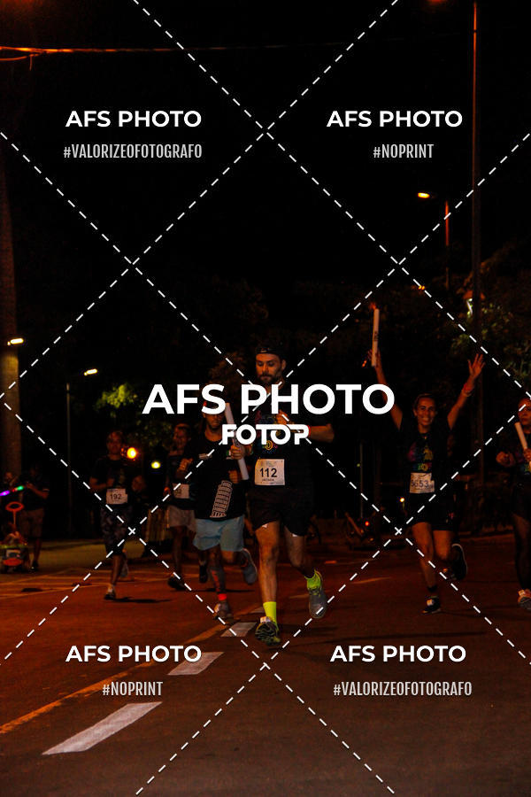 Acquista le foto dell'eventoNeon Night Run 2019 - Belo Horizonte in Fotop