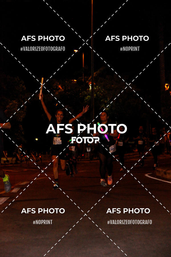 Acquista le foto dell'eventoNeon Night Run 2019 - Belo Horizonte in Fotop