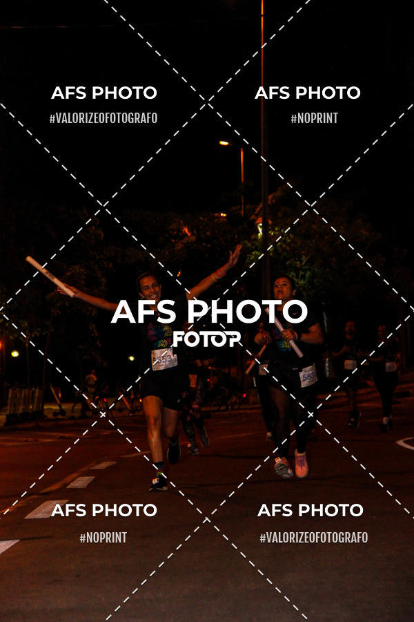 Acquista le foto dell'eventoNeon Night Run 2019 - Belo Horizonte in Fotop