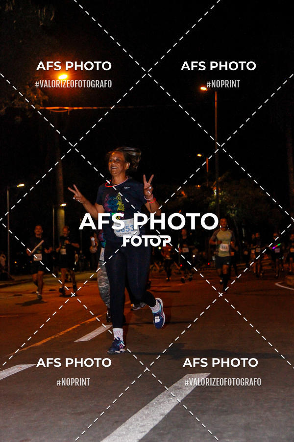Acquista le foto dell'eventoNeon Night Run 2019 - Belo Horizonte in Fotop