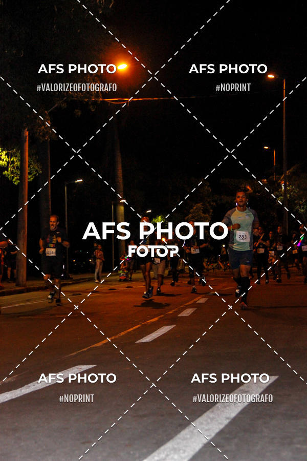 Acquista le foto dell'eventoNeon Night Run 2019 - Belo Horizonte in Fotop