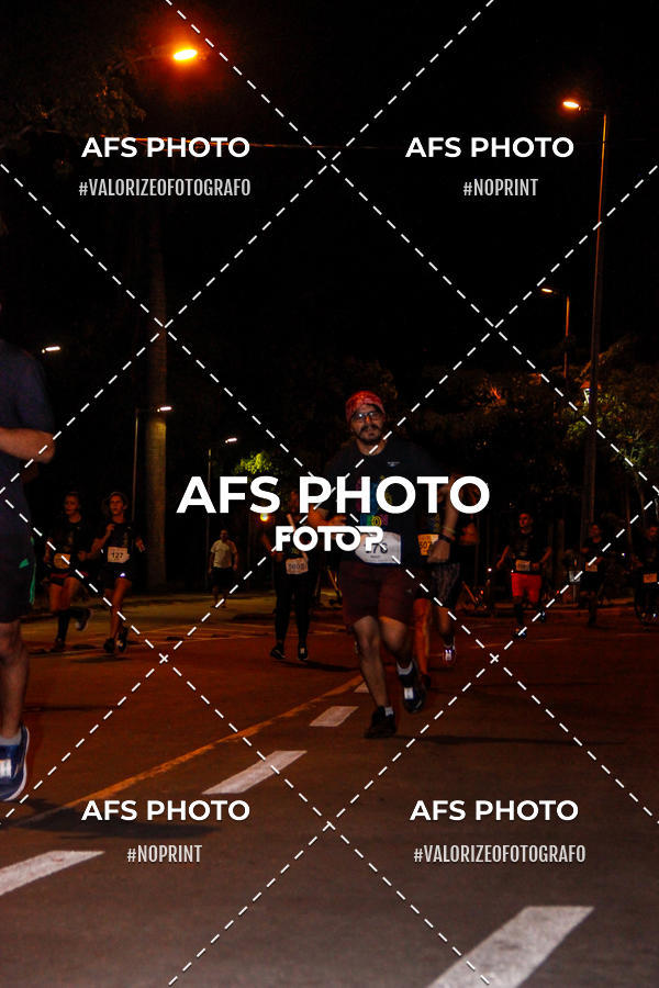 Compre as suas fotos do eventoNeon Night Run 2019 - Belo Horizonte no Fotop