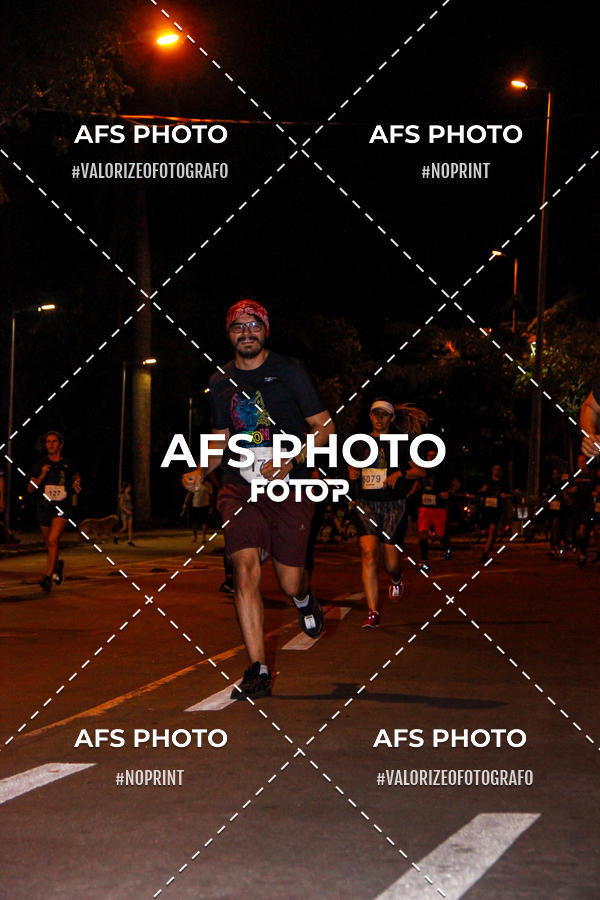 Compre as suas fotos do eventoNeon Night Run 2019 - Belo Horizonte no Fotop