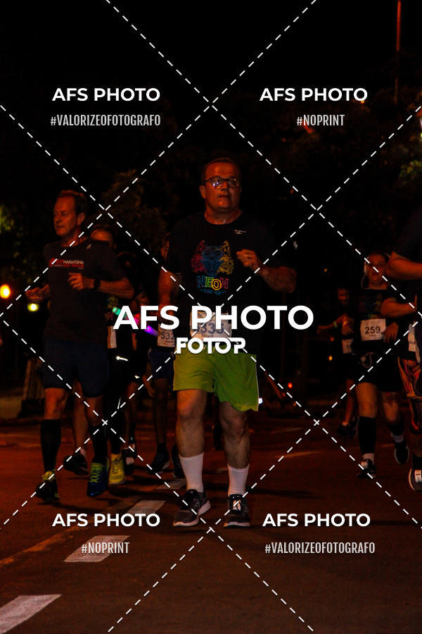 Compre as suas fotos do eventoNeon Night Run 2019 - Belo Horizonte no Fotop