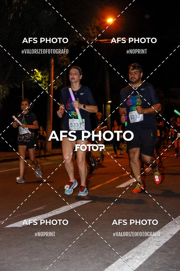Buy your photos of the eventNeon Night Run 2019 - Belo Horizonte on Fotop