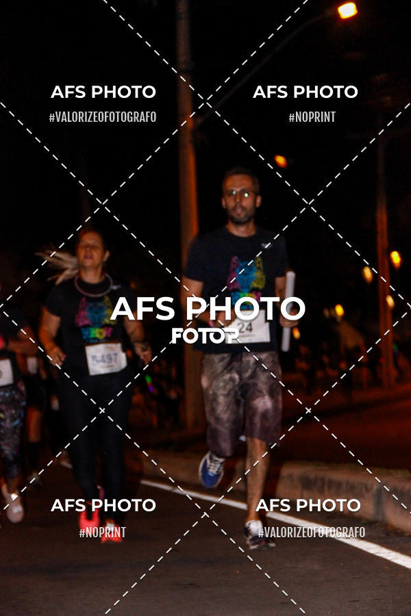Compra tus fotos del eventoNeon Night Run 2019 - Belo Horizonte En Fotop