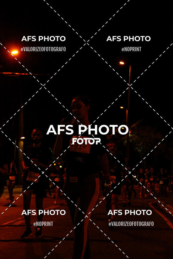 Compra tus fotos del eventoNeon Night Run 2019 - Belo Horizonte En Fotop