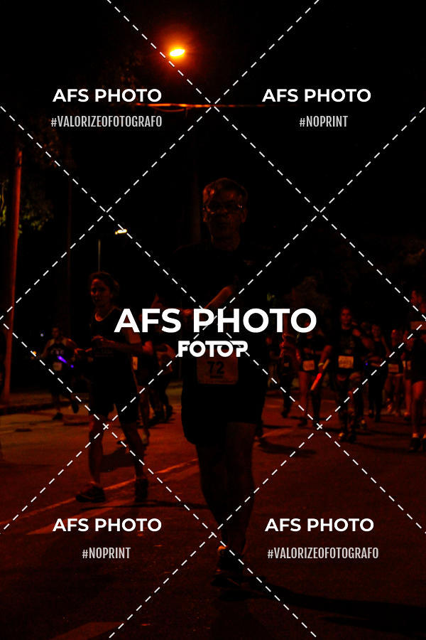 Compra tus fotos del eventoNeon Night Run 2019 - Belo Horizonte En Fotop