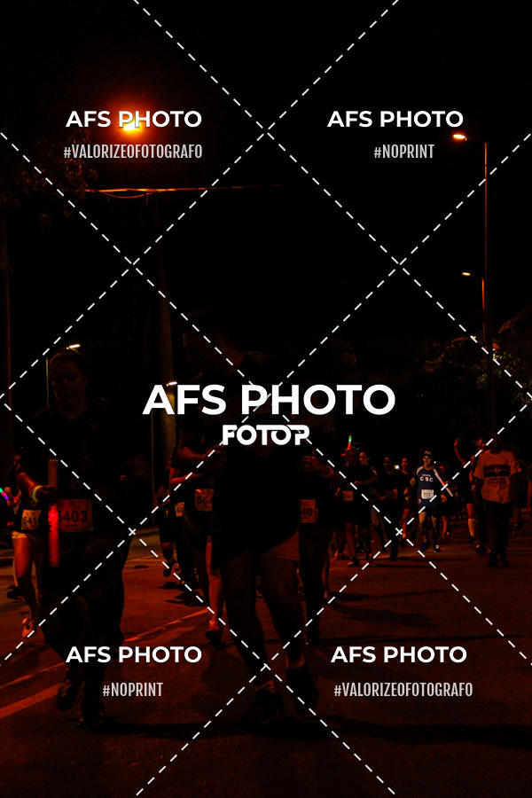 Compra tus fotos del eventoNeon Night Run 2019 - Belo Horizonte En Fotop