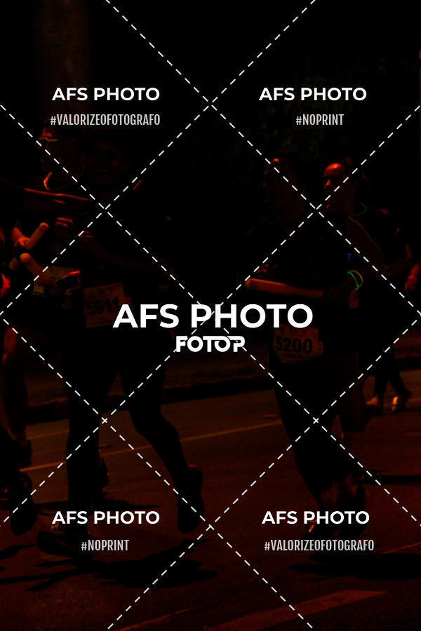 Compra tus fotos del eventoNeon Night Run 2019 - Belo Horizonte En Fotop