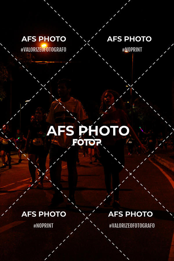 Compre as suas fotos do eventoNeon Night Run 2019 - Belo Horizonte no Fotop