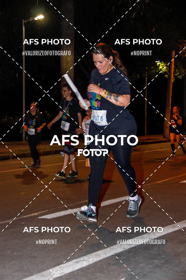 Compre as suas fotos do eventoNeon Night Run 2019 - Belo Horizonte no Fotop