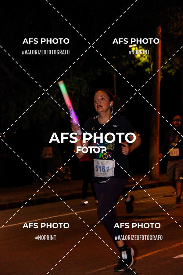 Compre as suas fotos do eventoNeon Night Run 2019 - Belo Horizonte no Fotop