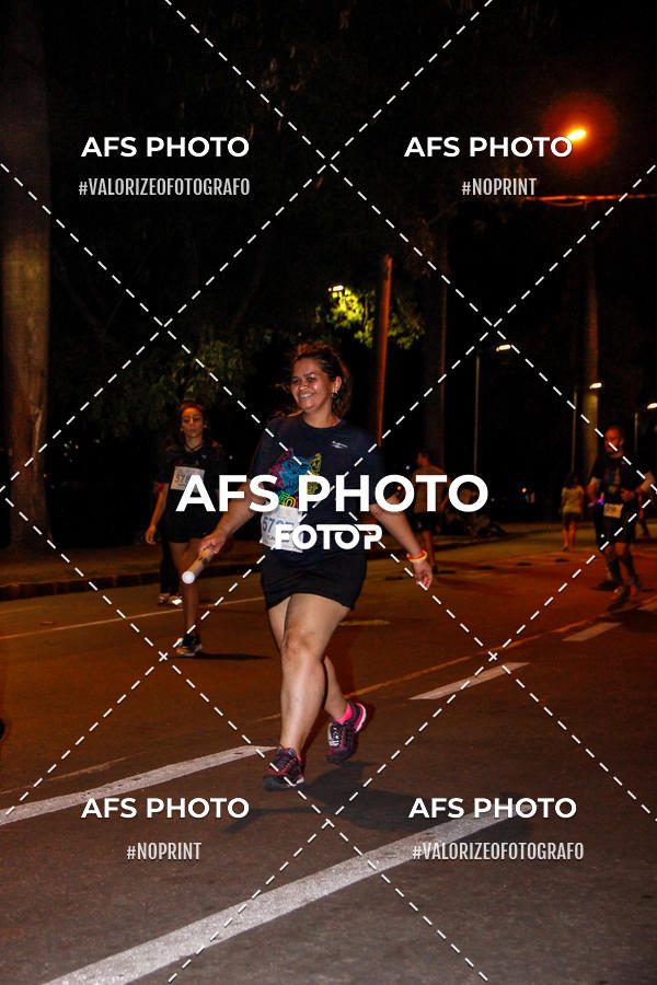 Buy your photos of the eventNeon Night Run 2019 - Belo Horizonte on Fotop