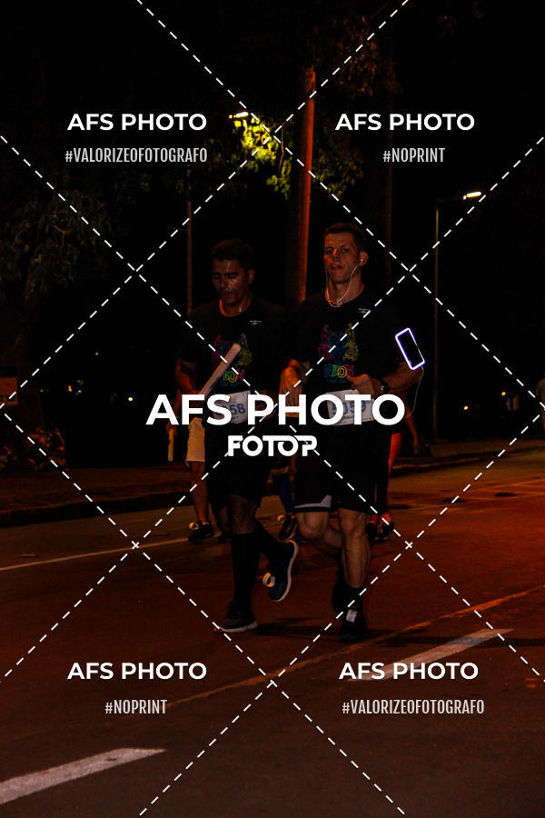 Buy your photos of the eventNeon Night Run 2019 - Belo Horizonte on Fotop