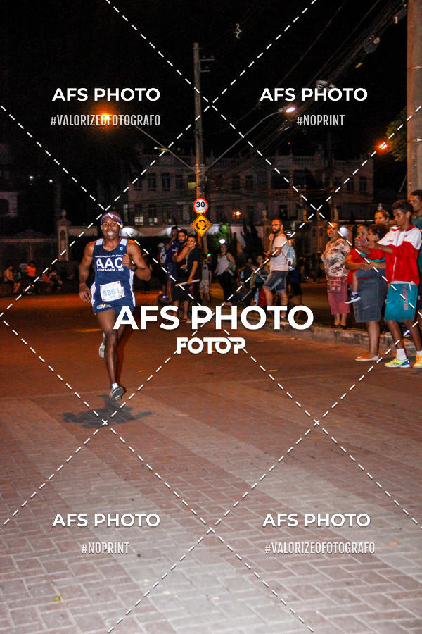 Achetez vos photos de l'vnementNeon Night Run 2019 - Belo Horizonte sur Fotop
