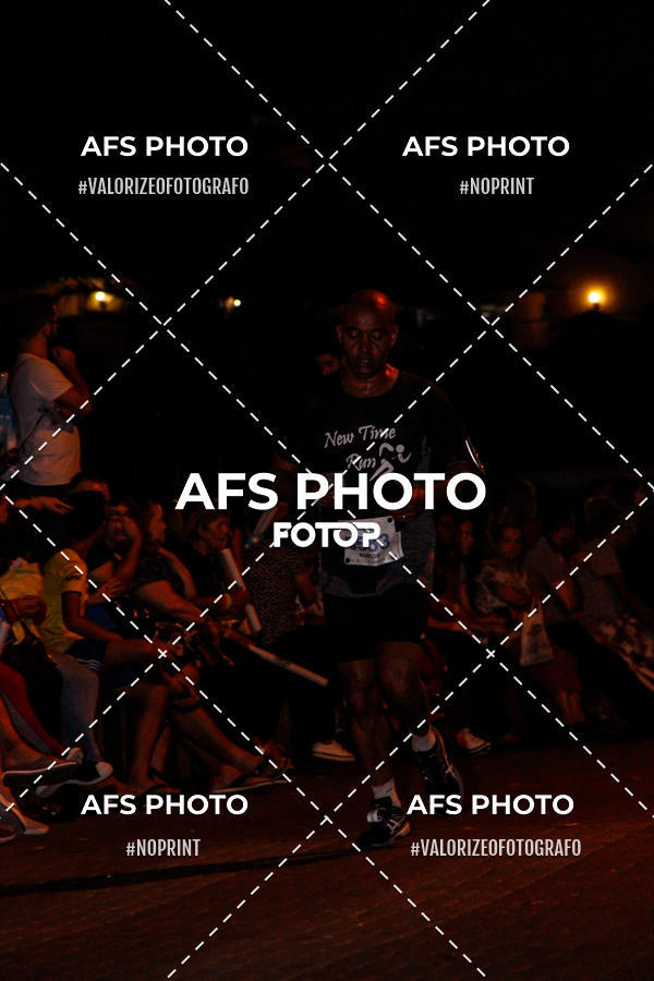 Achetez vos photos de l'vnementNeon Night Run 2019 - Belo Horizonte sur Fotop