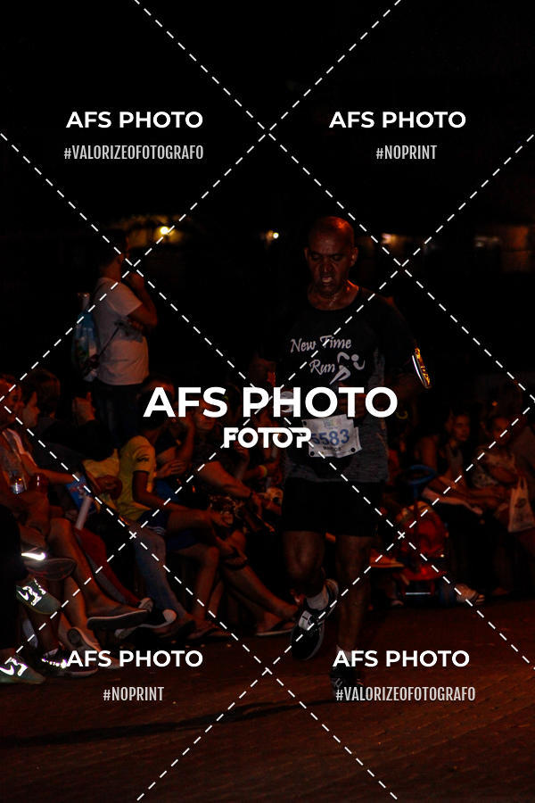 Achetez vos photos de l'vnementNeon Night Run 2019 - Belo Horizonte sur Fotop