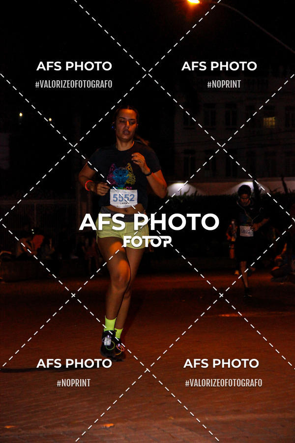 Achetez vos photos de l'vnementNeon Night Run 2019 - Belo Horizonte sur Fotop