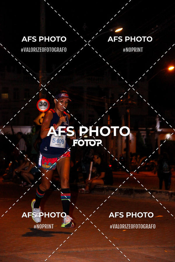 Achetez vos photos de l'vnementNeon Night Run 2019 - Belo Horizonte sur Fotop