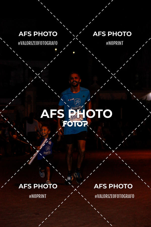 Achetez vos photos de l'vnementNeon Night Run 2019 - Belo Horizonte sur Fotop