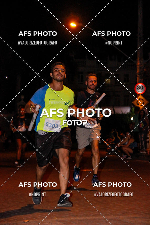 Achetez vos photos de l'vnementNeon Night Run 2019 - Belo Horizonte sur Fotop