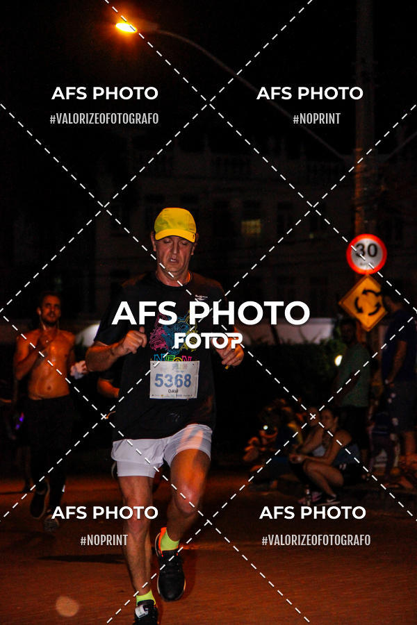 Compre as suas fotos do eventoNeon Night Run 2019 - Belo Horizonte no Fotop