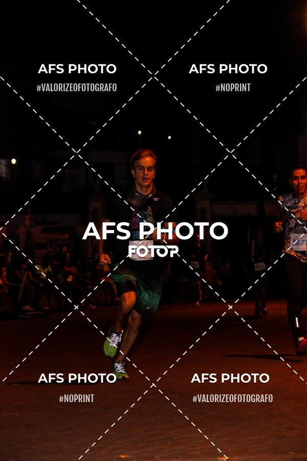 Compre as suas fotos do eventoNeon Night Run 2019 - Belo Horizonte no Fotop