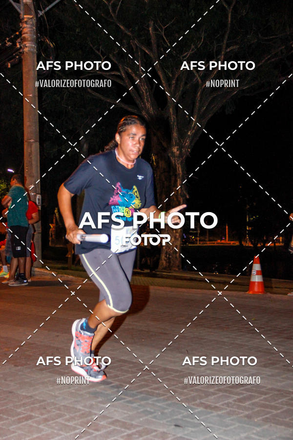 Compre as suas fotos do eventoNeon Night Run 2019 - Belo Horizonte no Fotop