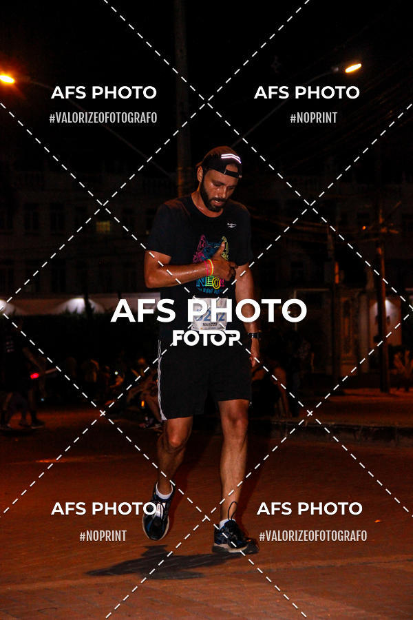 Compre as suas fotos do eventoNeon Night Run 2019 - Belo Horizonte no Fotop