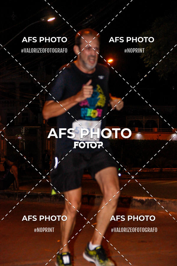 Compre as suas fotos do eventoNeon Night Run 2019 - Belo Horizonte no Fotop