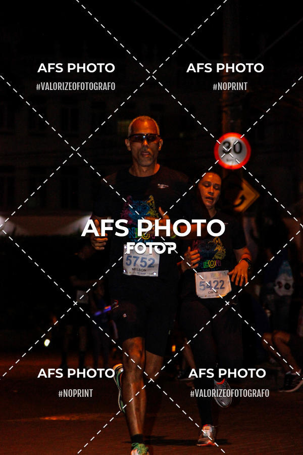 Buy your photos of the eventNeon Night Run 2019 - Belo Horizonte on Fotop