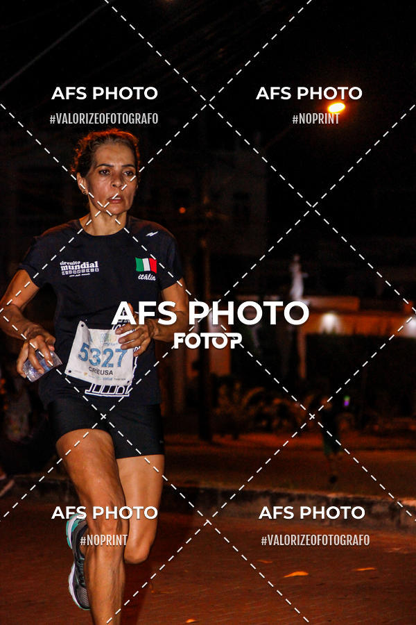 Buy your photos of the eventNeon Night Run 2019 - Belo Horizonte on Fotop
