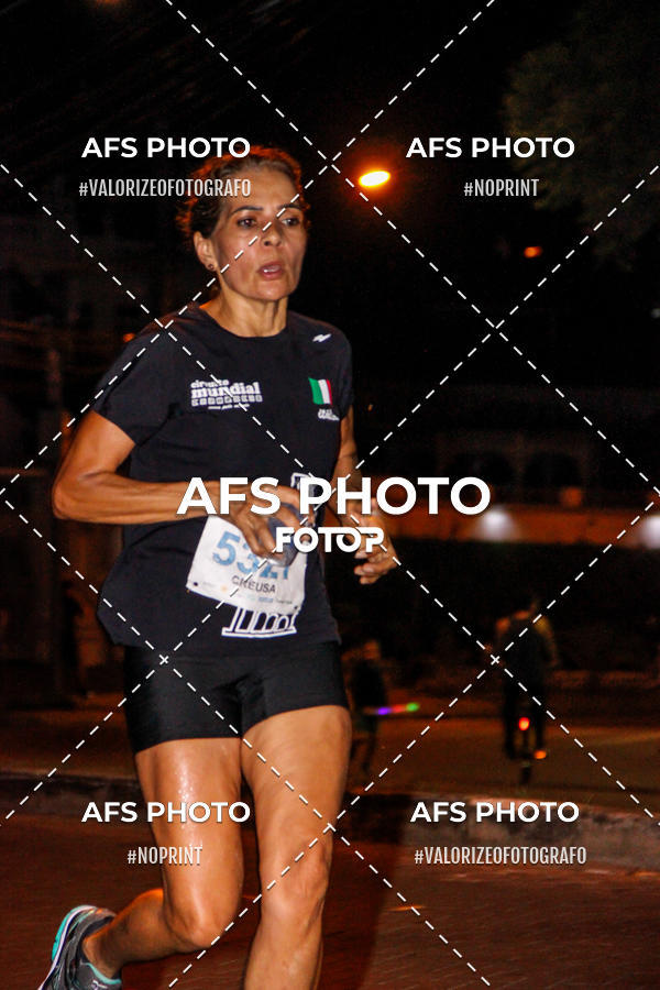 Buy your photos of the eventNeon Night Run 2019 - Belo Horizonte on Fotop