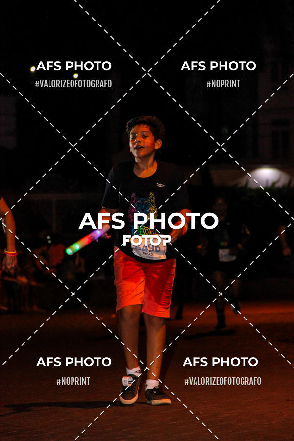 Buy your photos of the eventNeon Night Run 2019 - Belo Horizonte on Fotop