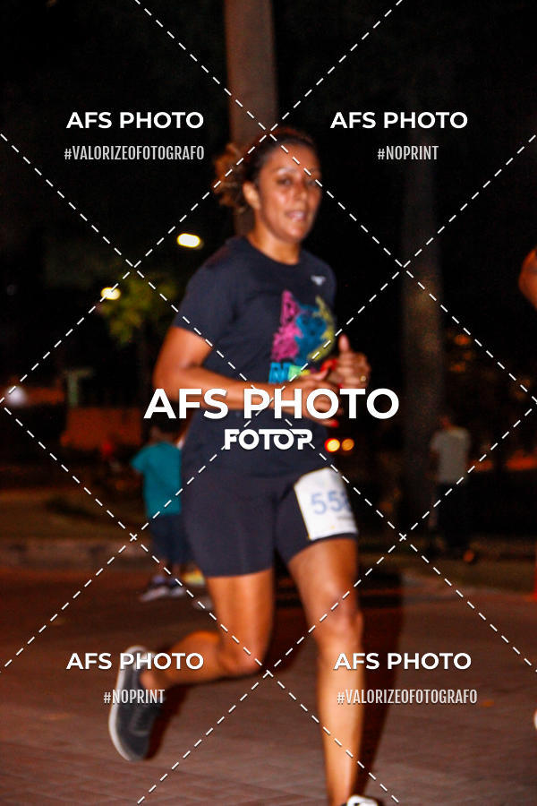 Buy your photos of the eventNeon Night Run 2019 - Belo Horizonte on Fotop