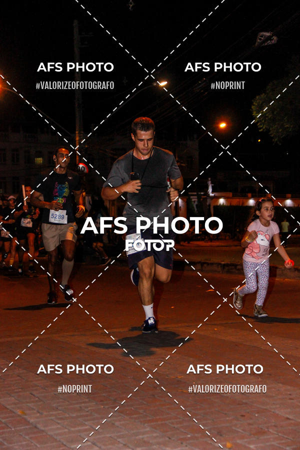Buy your photos of the eventNeon Night Run 2019 - Belo Horizonte on Fotop