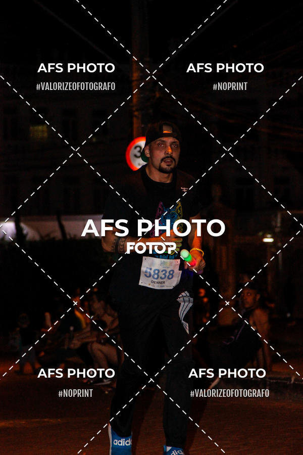 Buy your photos of the eventNeon Night Run 2019 - Belo Horizonte on Fotop