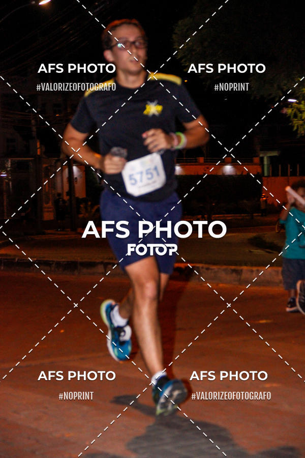 Buy your photos of the eventNeon Night Run 2019 - Belo Horizonte on Fotop
