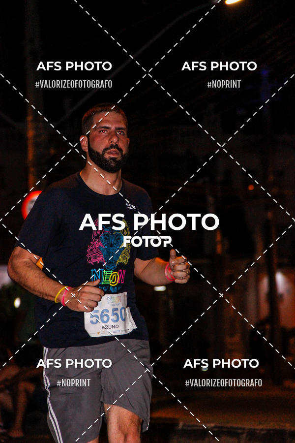 Acquista le foto dell'eventoNeon Night Run 2019 - Belo Horizonte in Fotop