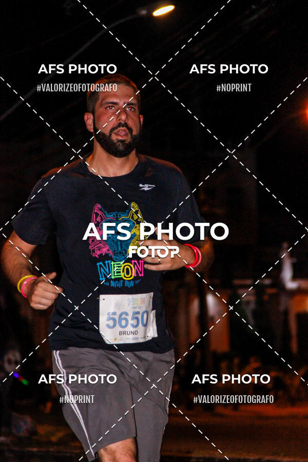 Acquista le foto dell'eventoNeon Night Run 2019 - Belo Horizonte in Fotop